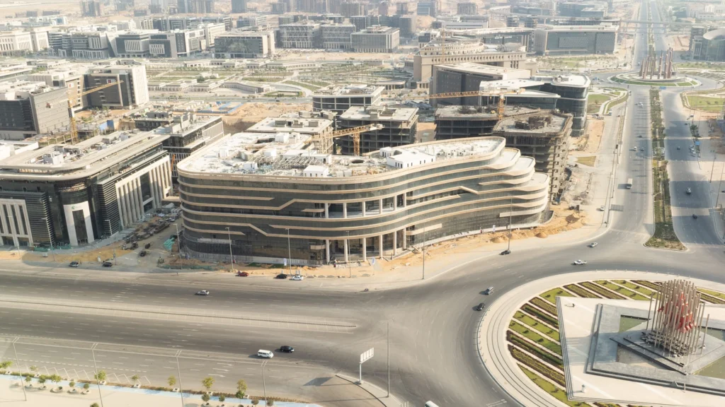 أكبر مبنى إداري في العاصمة الإدارية